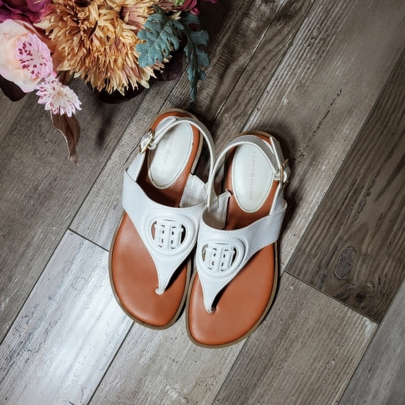 Tommy Hilfiger White Twolaya Faux Leather Slingback Heeled Sandals 7.5M Women's - Picture 13 of 16